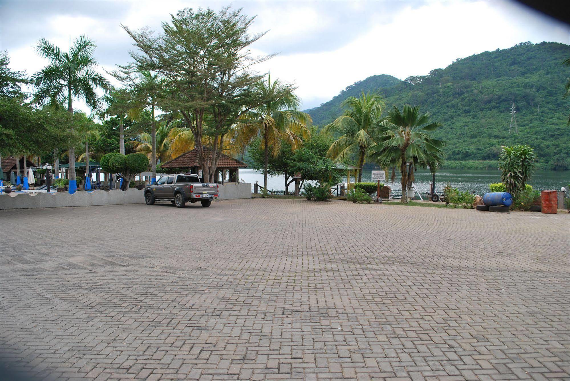 Akosombo Continental Hotel Εξωτερικό φωτογραφία