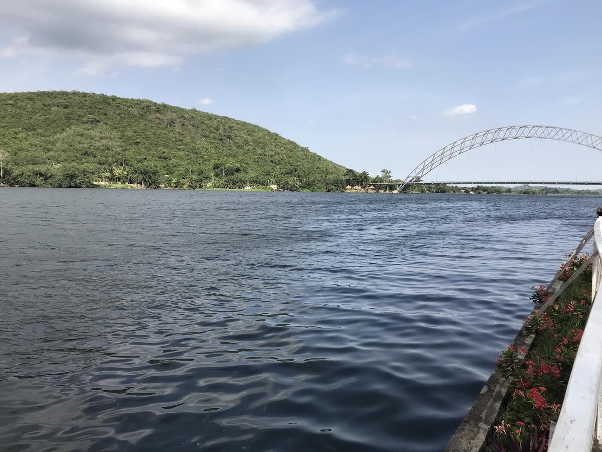 Akosombo Continental Hotel Εξωτερικό φωτογραφία