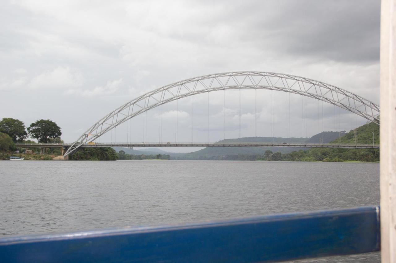 Akosombo Continental Hotel Εξωτερικό φωτογραφία